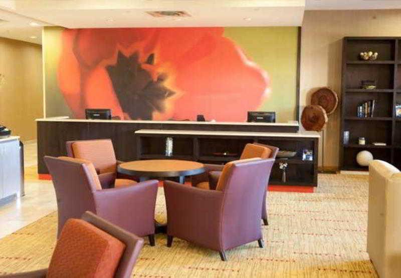 Courtyard By Marriott Norman Hotell Inreriör bild